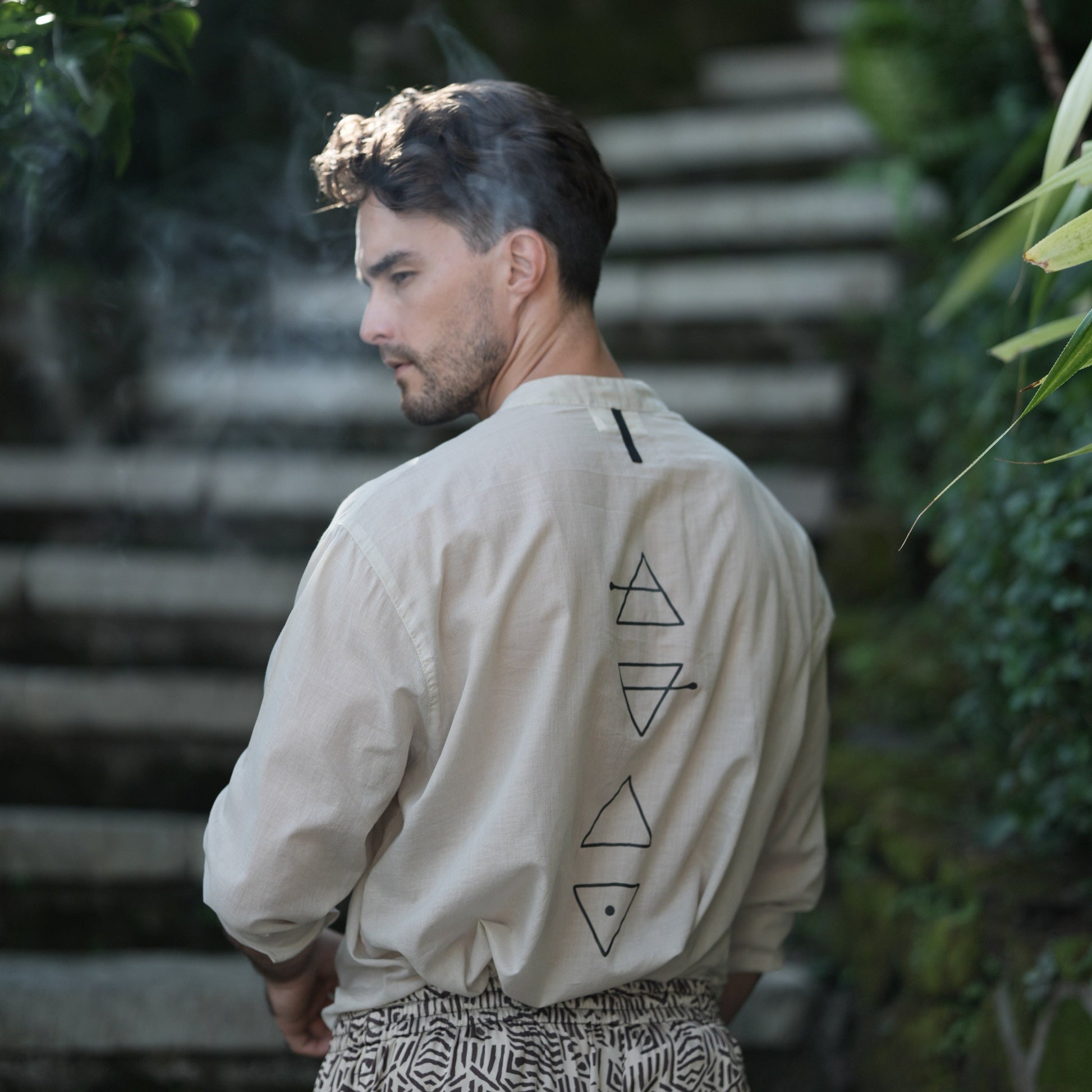 GEOMETRIC BAMBOO SHIRT