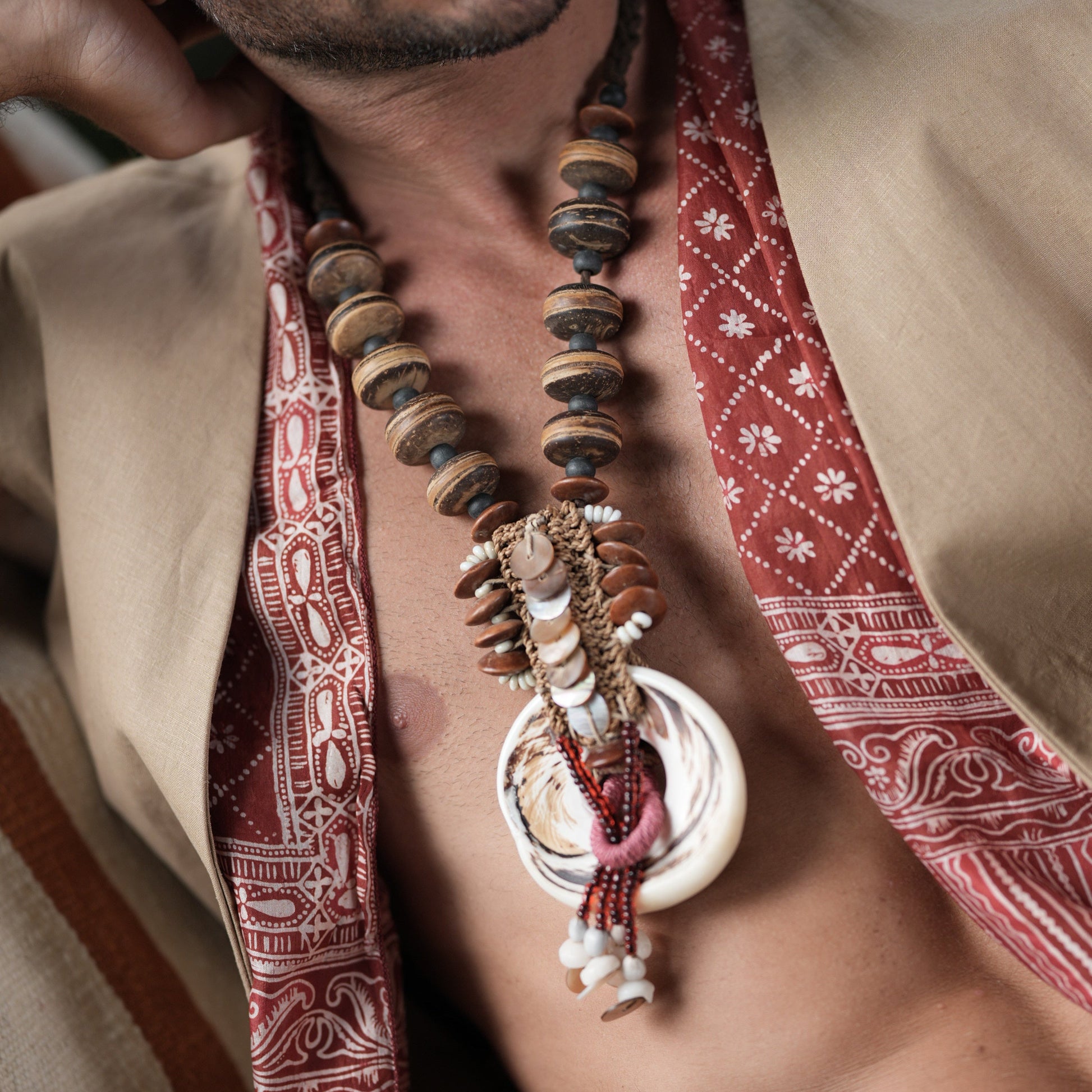 Papau Neckpiece